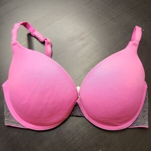 Victoria's Secret Pink Wear Everywhere Push UP 32D